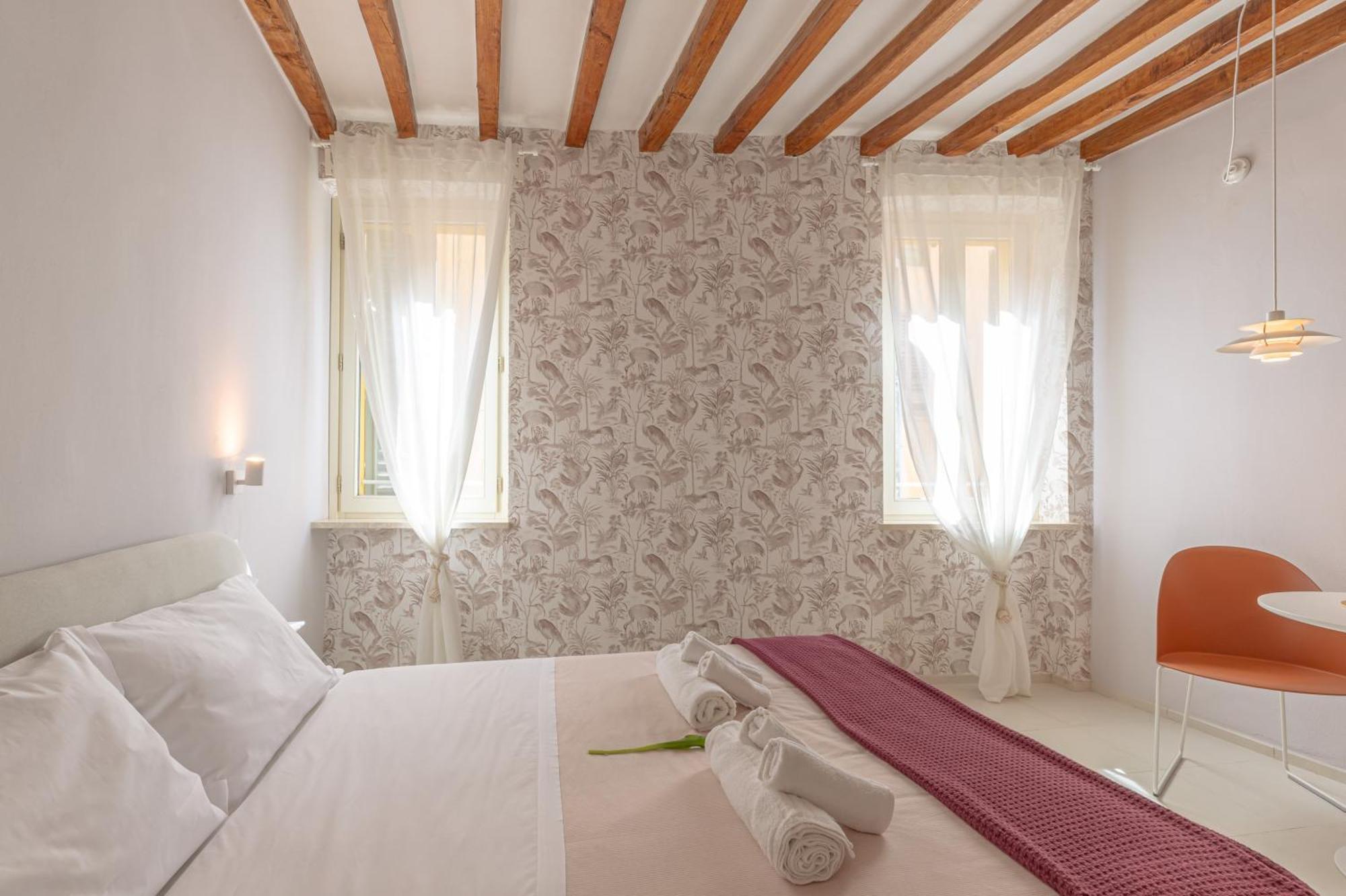 Glam Parma Hotell Exteriör bild